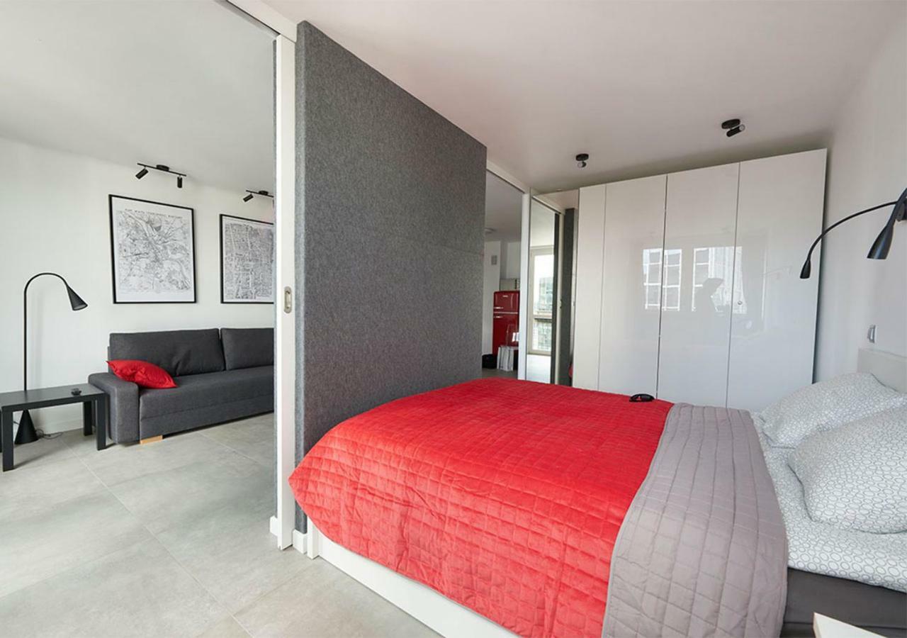 Aroma Apartments Rondo Onz Warschau Buitenkant foto
